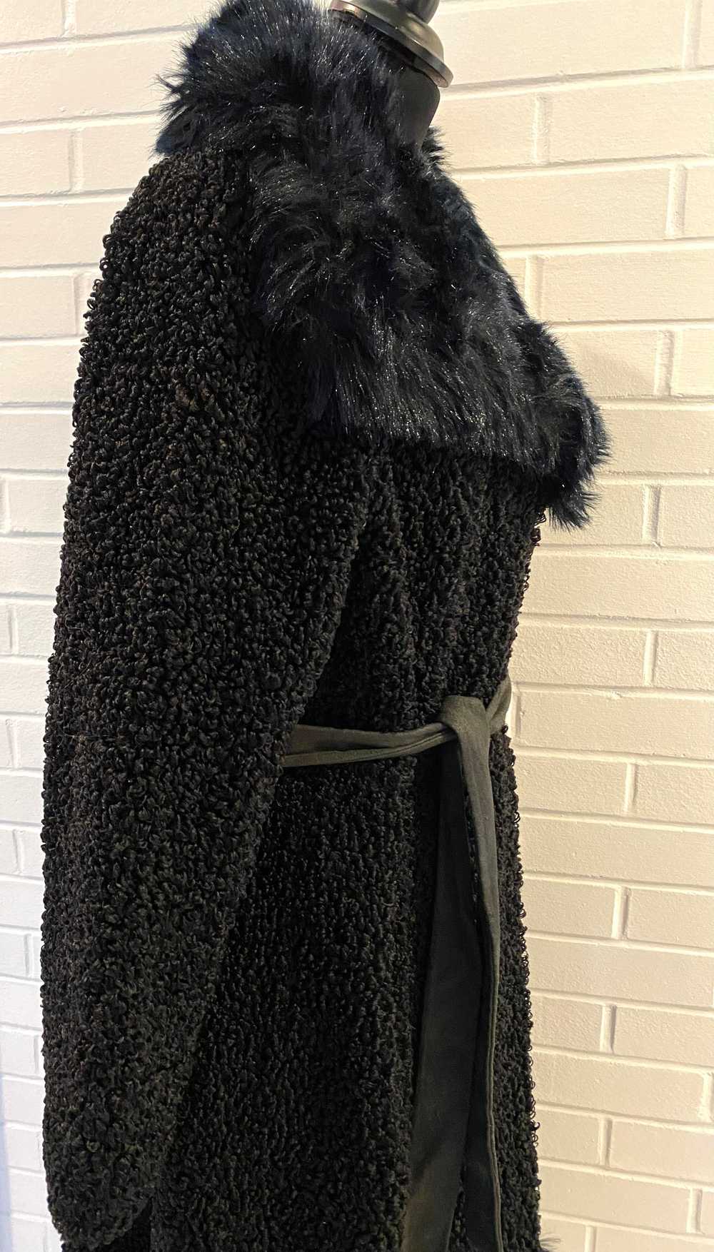 Late 40s/ Early 50s Lenari Designed Faux Fur Coat - image 3