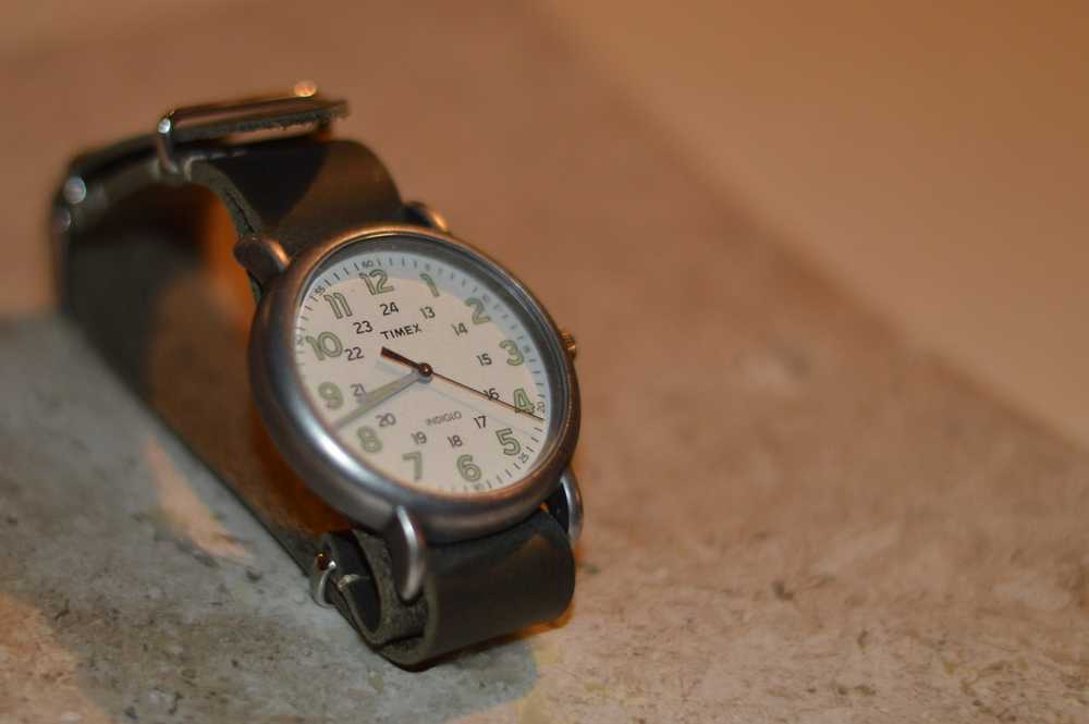 Timex Custom Timex Indiglo with New Green Leather… - image 2