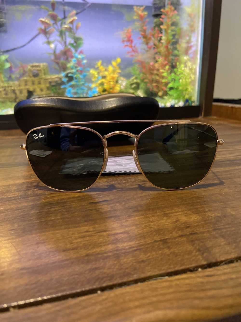 RayBan RayBan Sunglasses Gold Frame - image 4