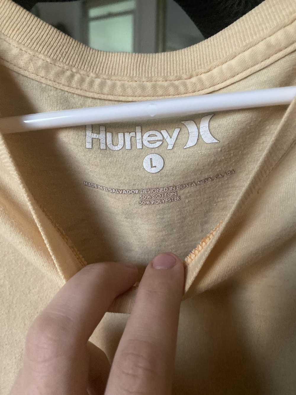 Hurley × Vintage Vintage Hurley Yellow Skate Shirt - image 5