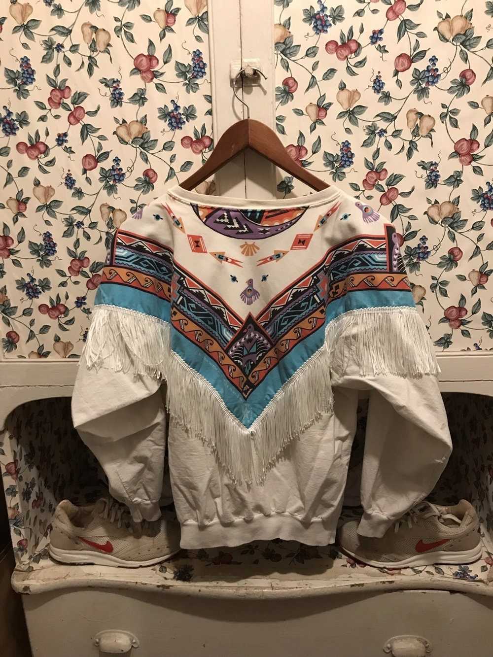 Vintage Vintage 90s Native American Crewneck - image 4