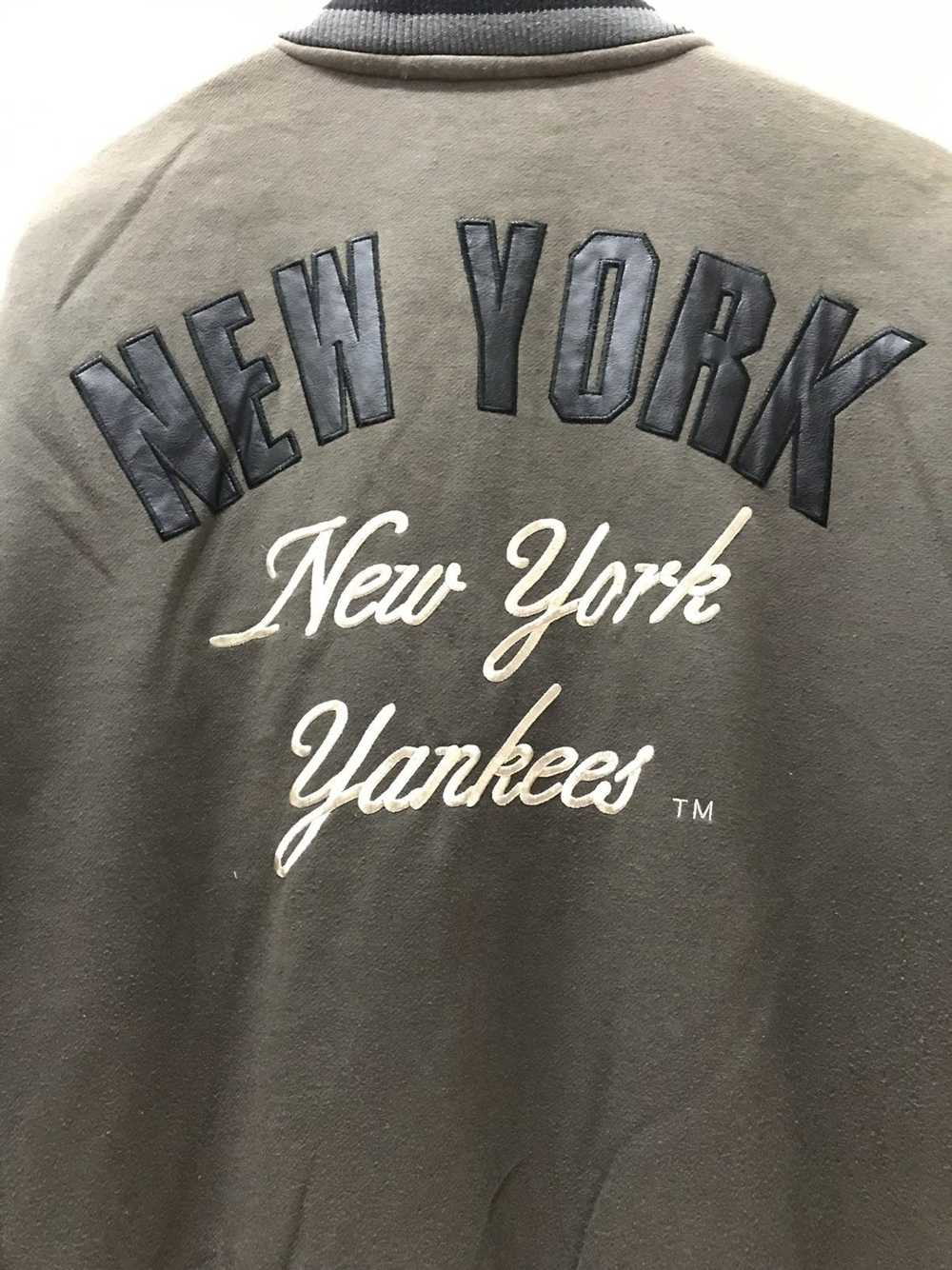 MLB × New York Yankees × Vintage Ny Yankees Mlb V… - image 6
