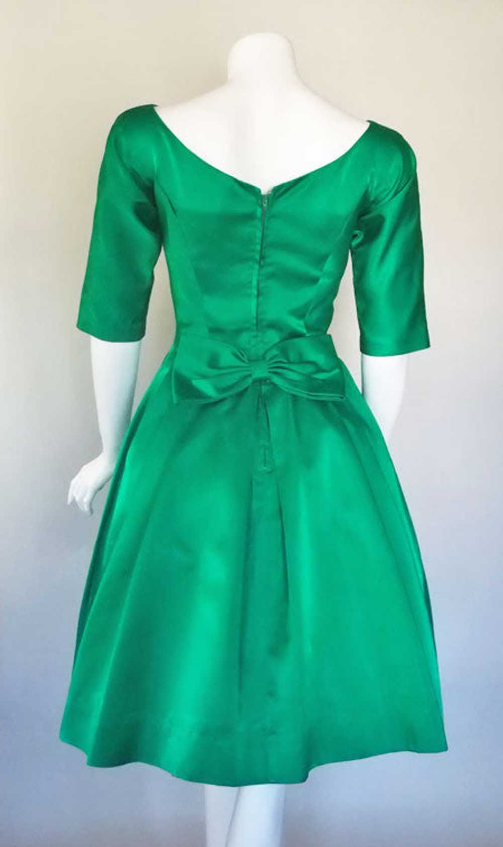 1960s Emerald Green Satin Dress - image 6