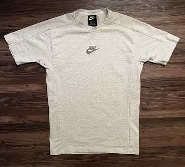 Nike Nike Graphic t-shirt size S - image 1