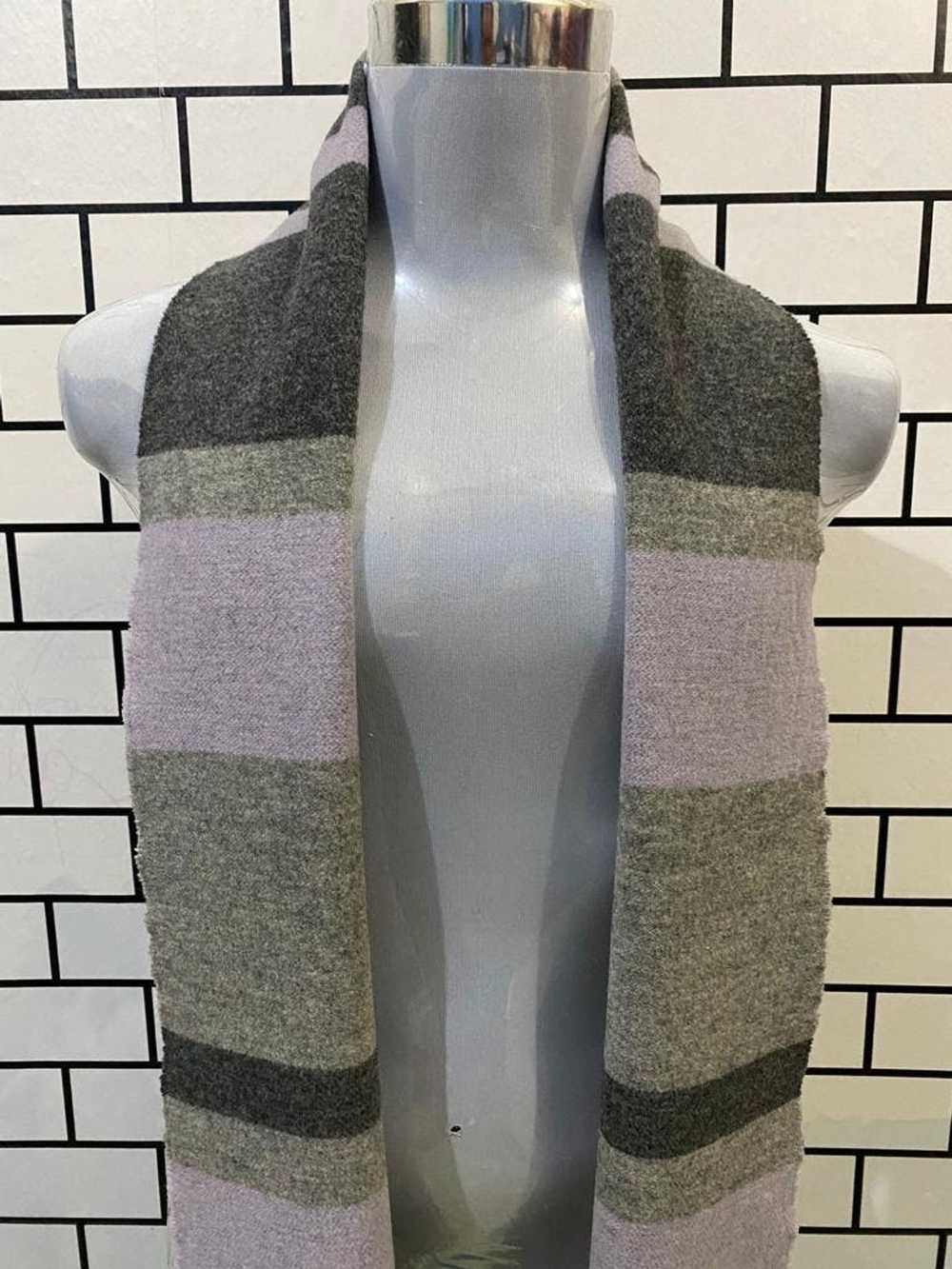 Burberry Burberry scarf Muffler - image 2