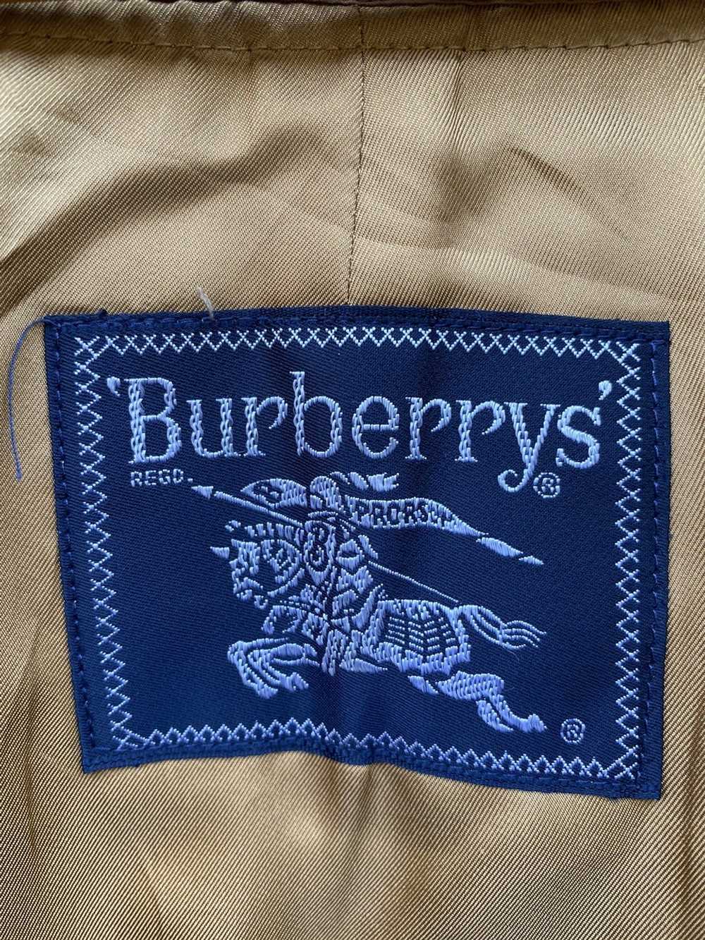 Burberry Prorsum × Vintage Vintage Burberrys tren… - image 6