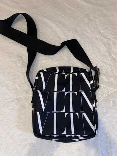 Valentino Valentino VLTN Logo-Print Crossbody Bag