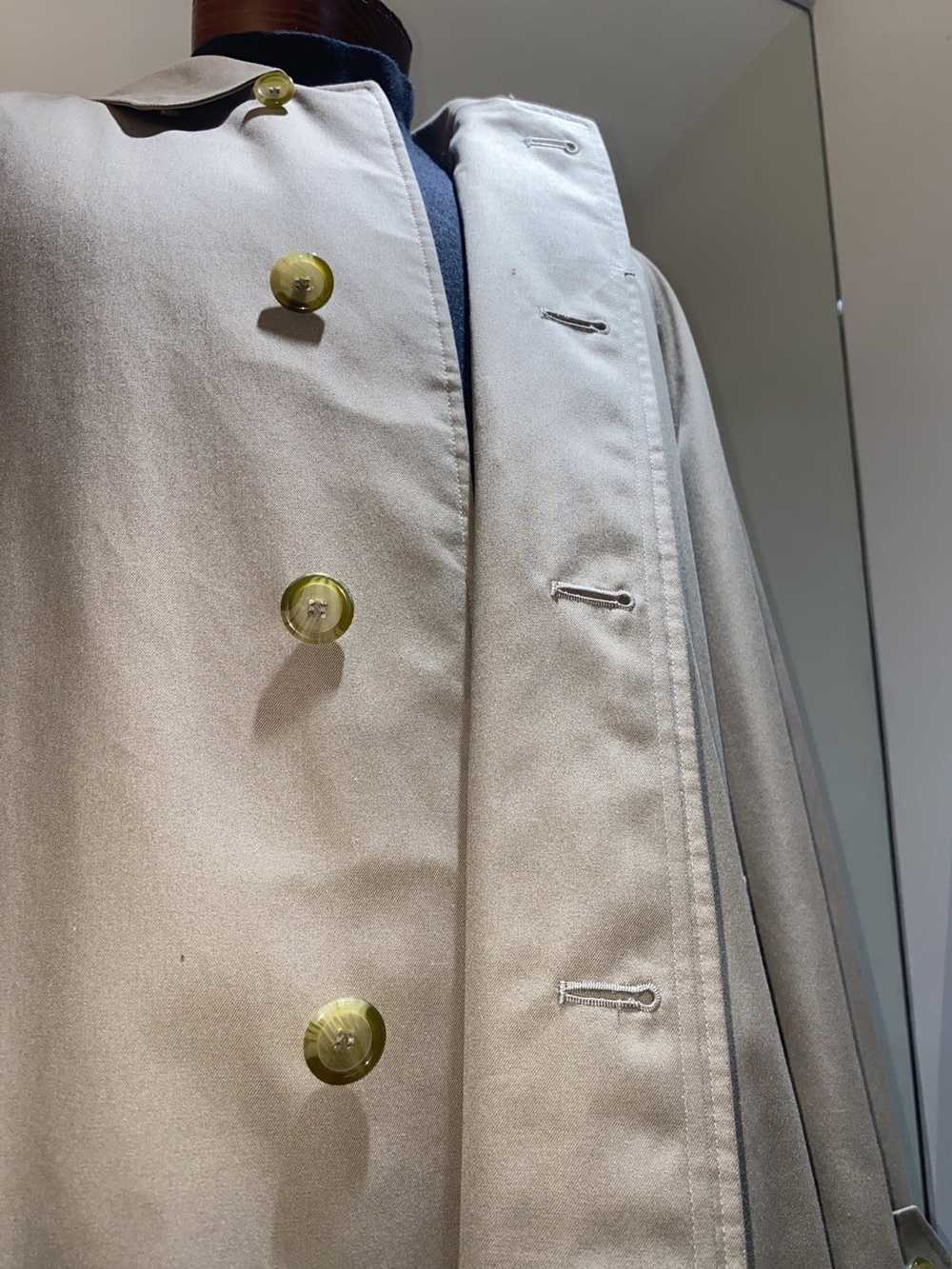 Burberry Burberrys’ of London Beige Trench Coat - image 4