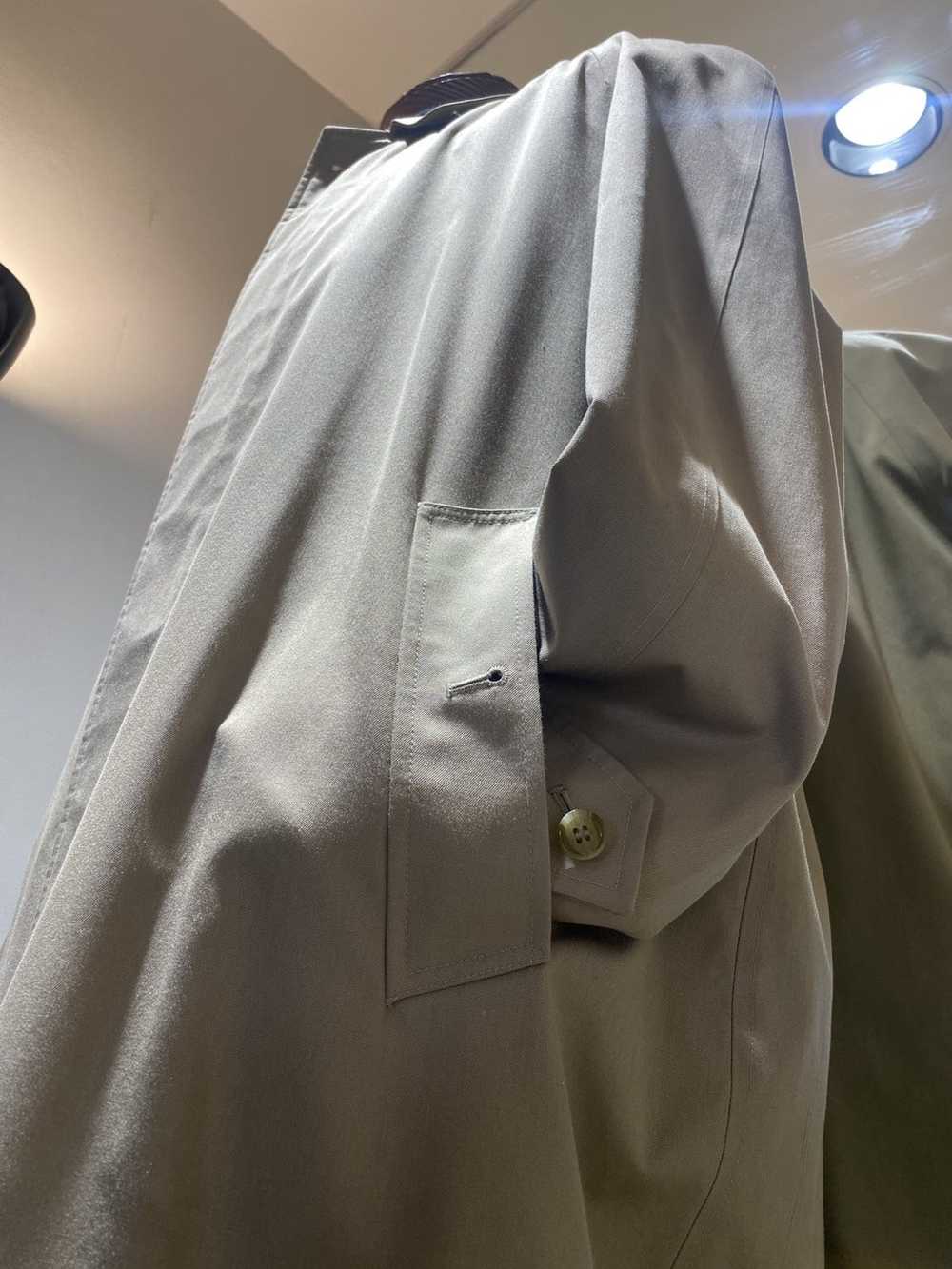 Burberry Burberrys’ of London Beige Trench Coat - image 5
