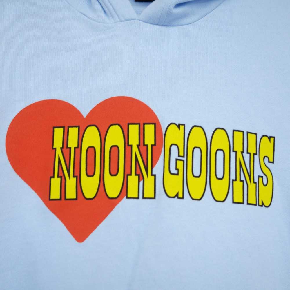 Noon Goons Skateboarding Baby Blue Heart Athletic… - image 3