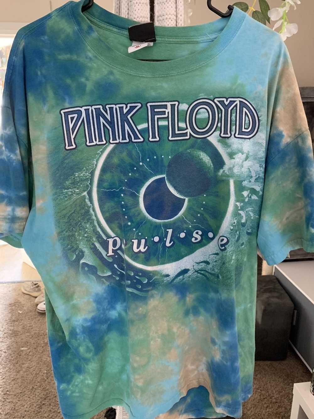 Band Tees × Pink Floyd Vintage PINK FLOYD PULSE A… - image 1