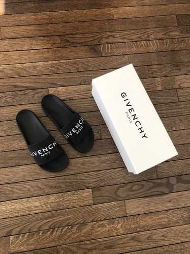 Givenchy Givenchy Black Logo Pool Slides ❄️🥣🧊💤