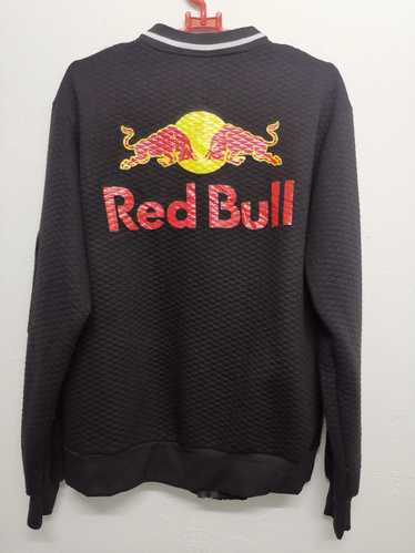 Red Bull × Sports Specialties × Streetwear Red Bul