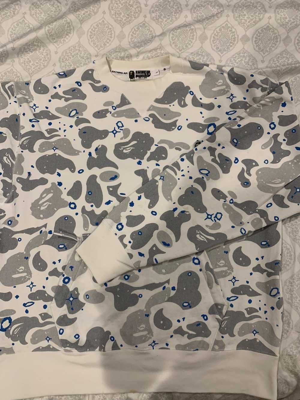 Bape Bape Relaxed Space Camo Crewneck White - image 2