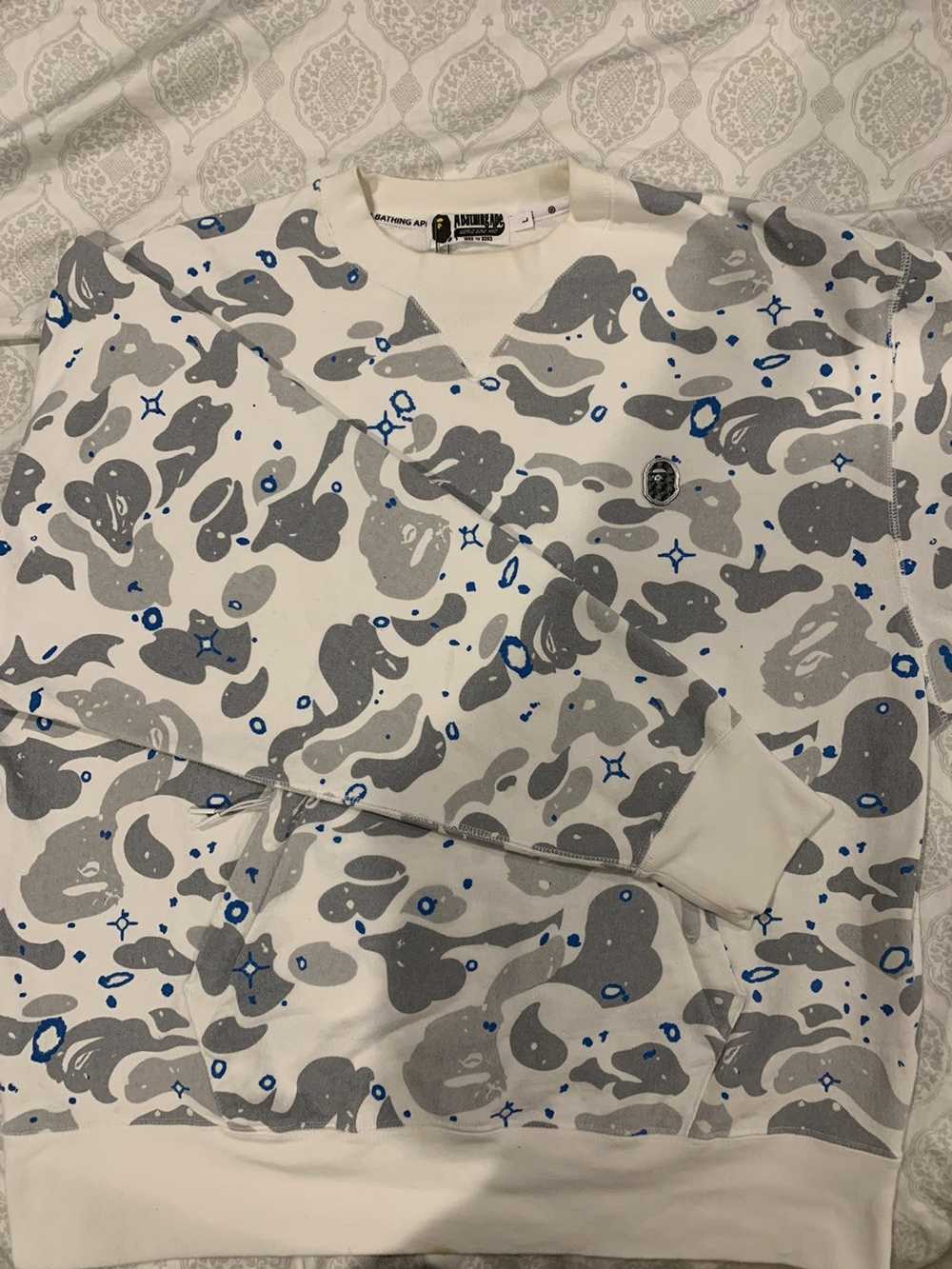 Bape Bape Relaxed Space Camo Crewneck White - image 3