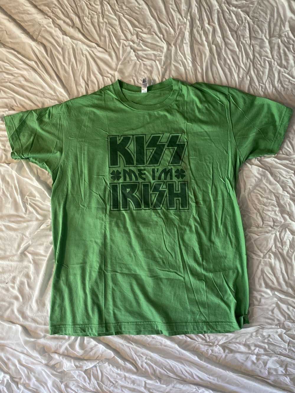 American Apparel Kiss Me I’m Irish KISS logo - image 1