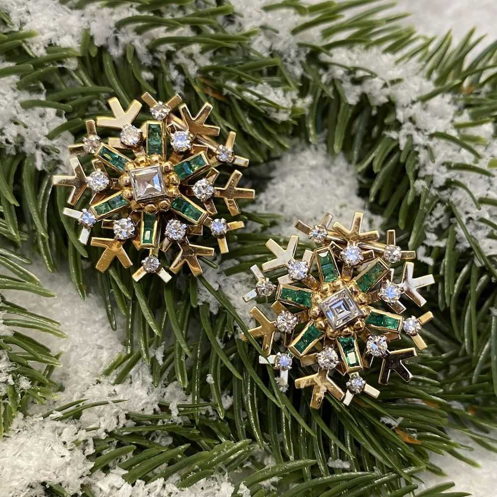 Vintage Snowflake Emerald and Diamond Earrings - image 5