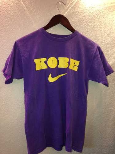 Vintage Nike Kobe Bryant Logo Small Swoosh T Shirt - XL – Jak of all Vintage