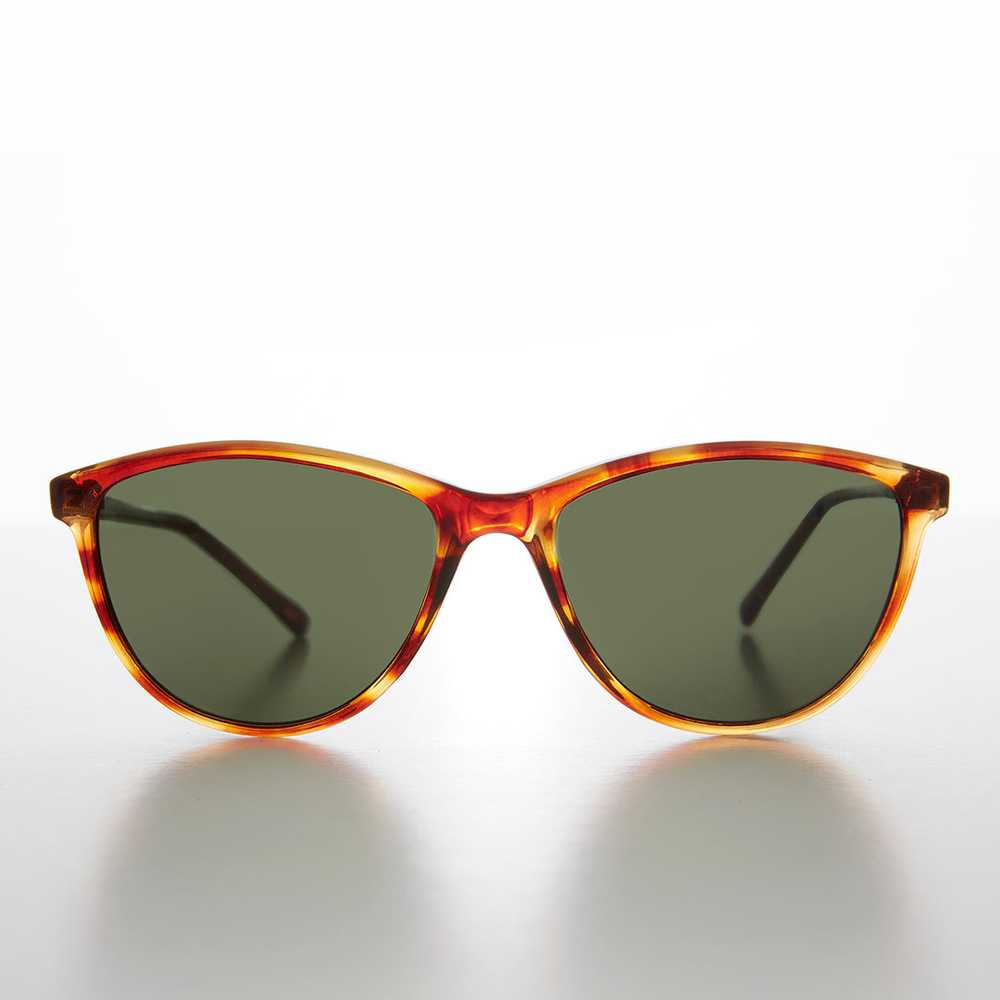 Classic Rounded Square Vintage Sunglass - Peppy - image 3