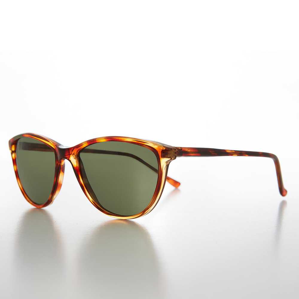Classic Rounded Square Vintage Sunglass - Peppy - image 4
