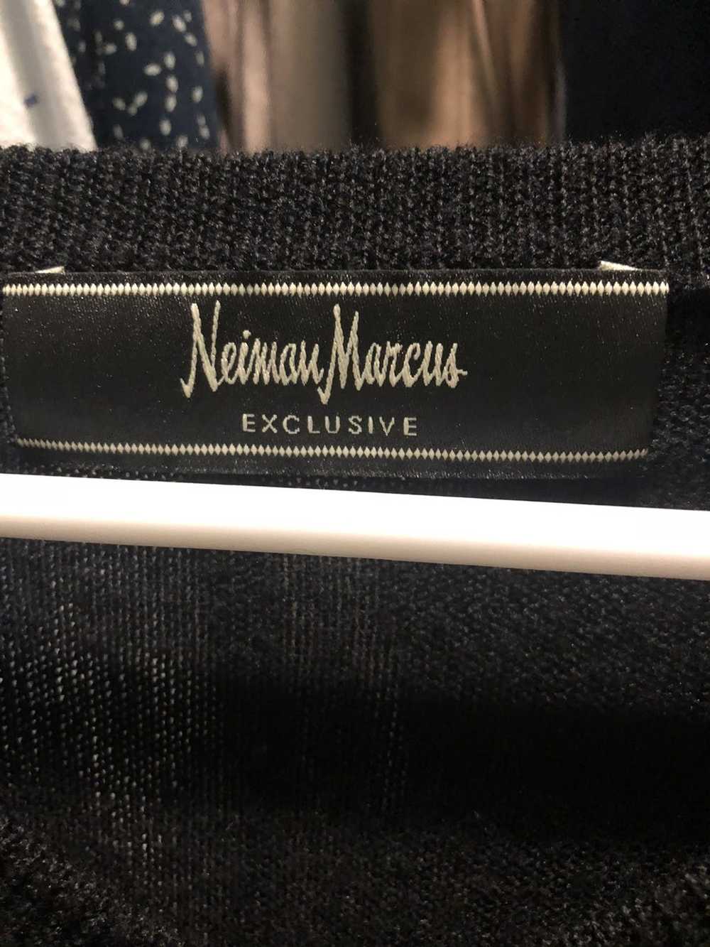 Neiman Marcus Neiman Marcus Exclusive Black Sweat… - image 3