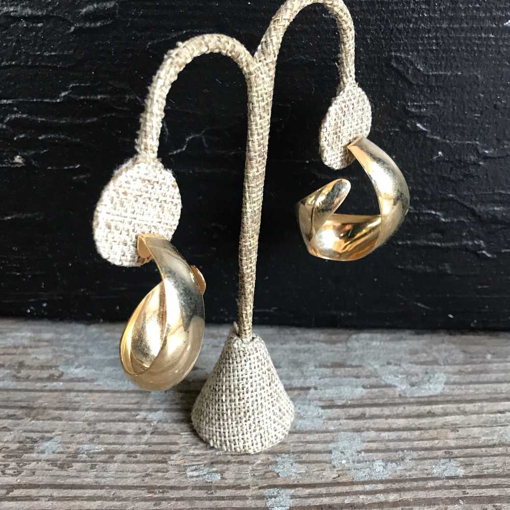 Twist Around Goldtone Hoop Earrings - image 2