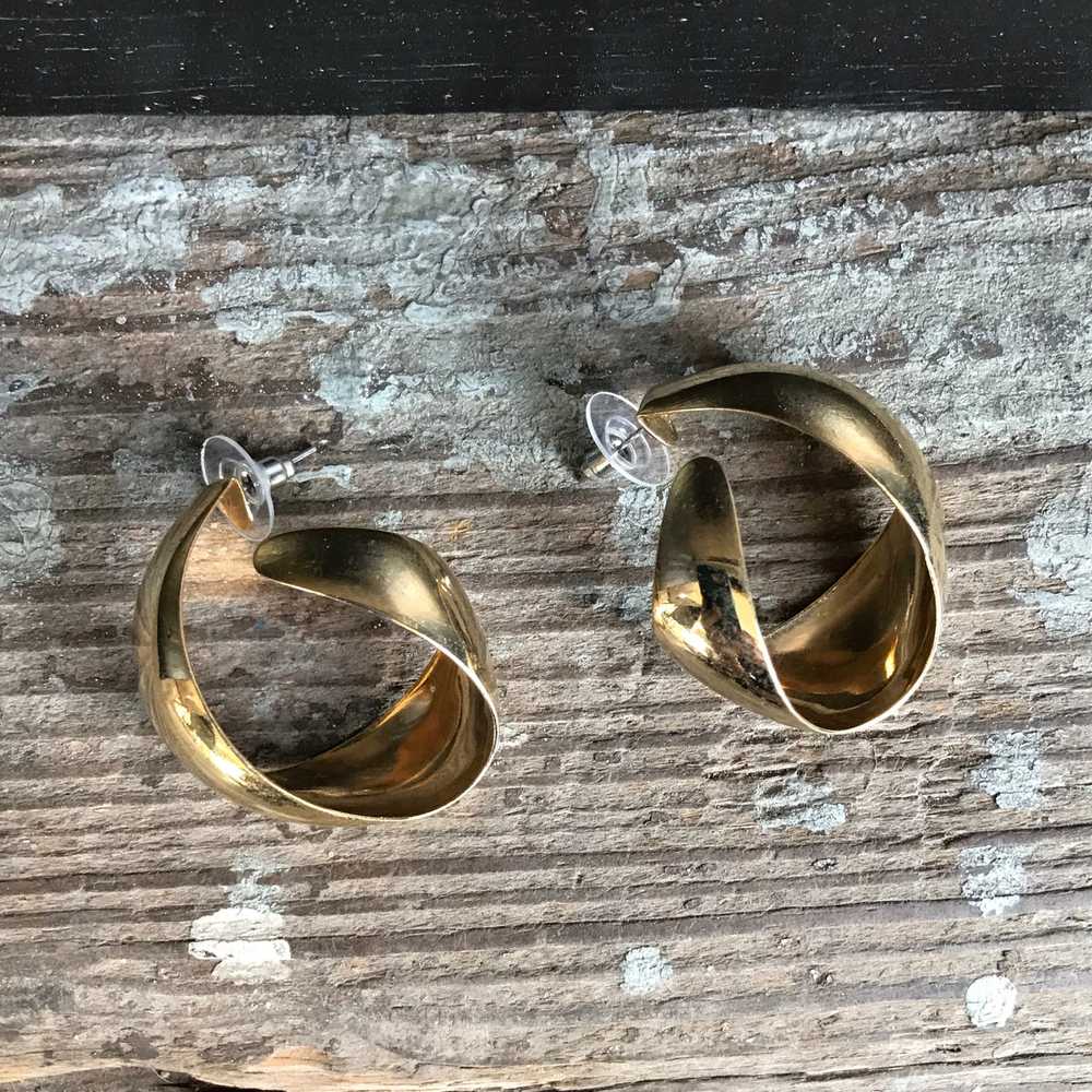 Twist Around Goldtone Hoop Earrings - image 4