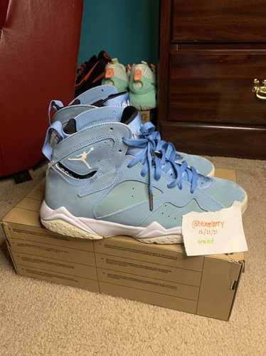 Jordan Brand Air Jordan 7 Retro Pantone 2017 - image 1