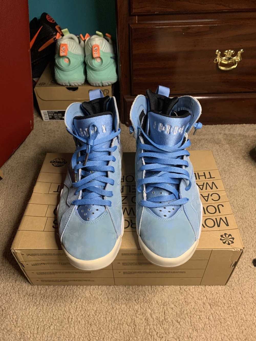 Jordan Brand Air Jordan 7 Retro Pantone 2017 - image 4