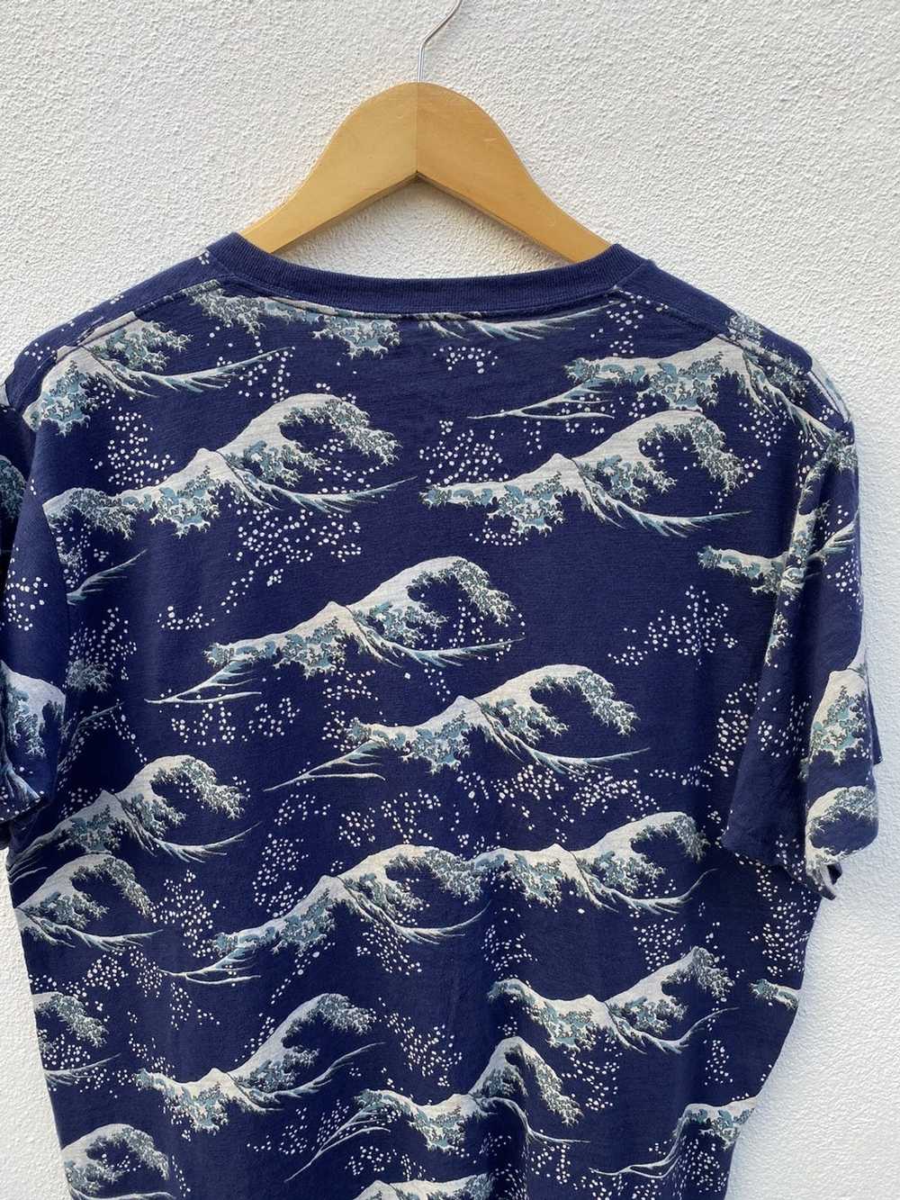 Japanese Brand × Uniqlo Great Wave of kanagawa po… - image 4