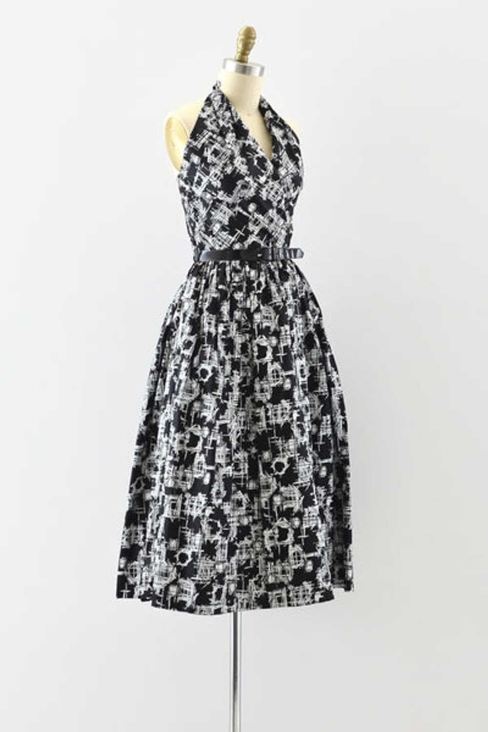 1950s Printed Halter Dress / XS - image 3