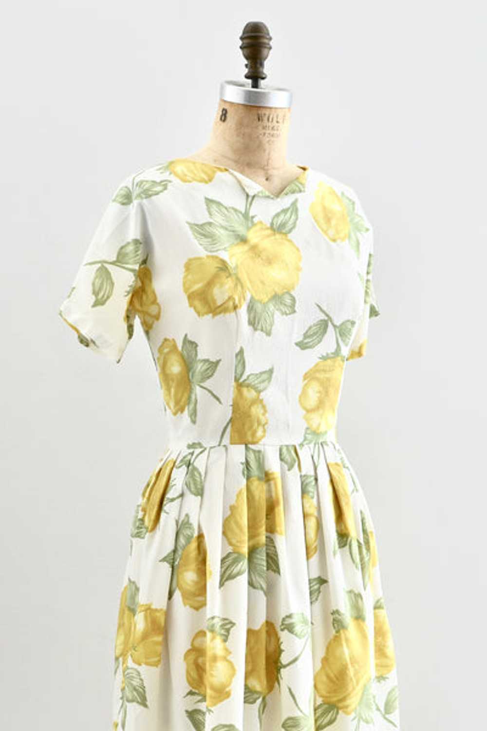 1960s Yellow Floral Print Dress - image 5