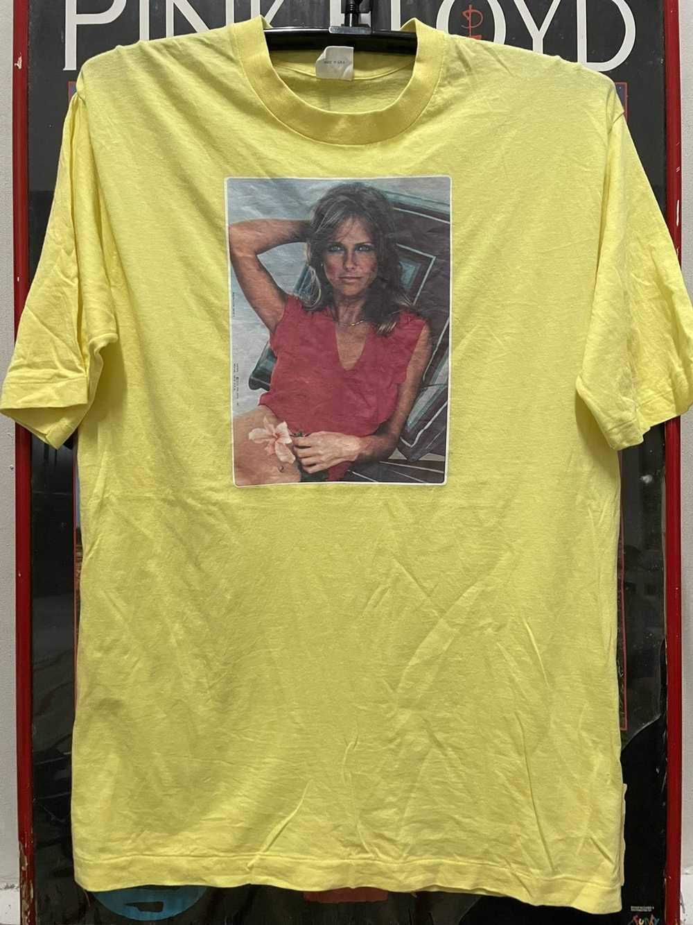 Art × Vintage 1977 Cheryl Tiegs photo t shirt fot… - image 1