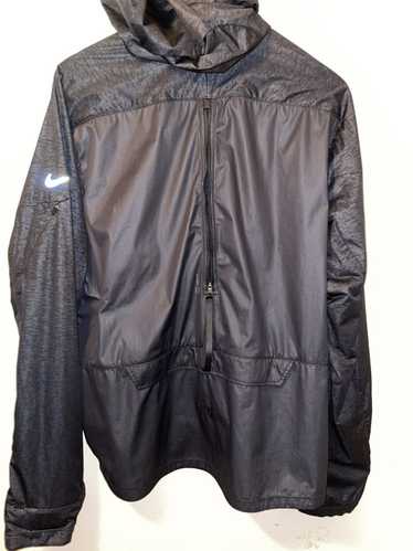 Nike Nike Shield Running Division Packable Jacket