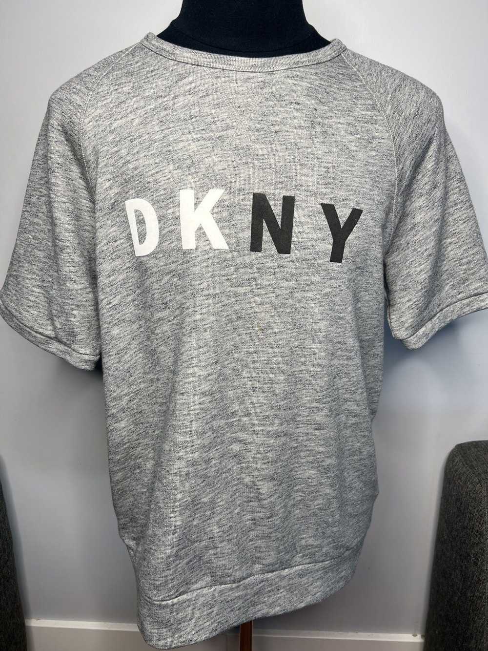 DKNY DKNY Gray T-Shirt size L - image 1