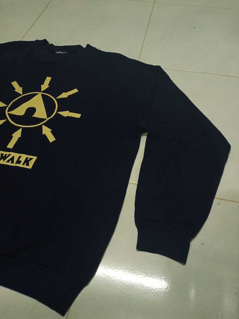 Airwalk × Streetwear Vintage Airwalk Sweatshirt S… - image 5