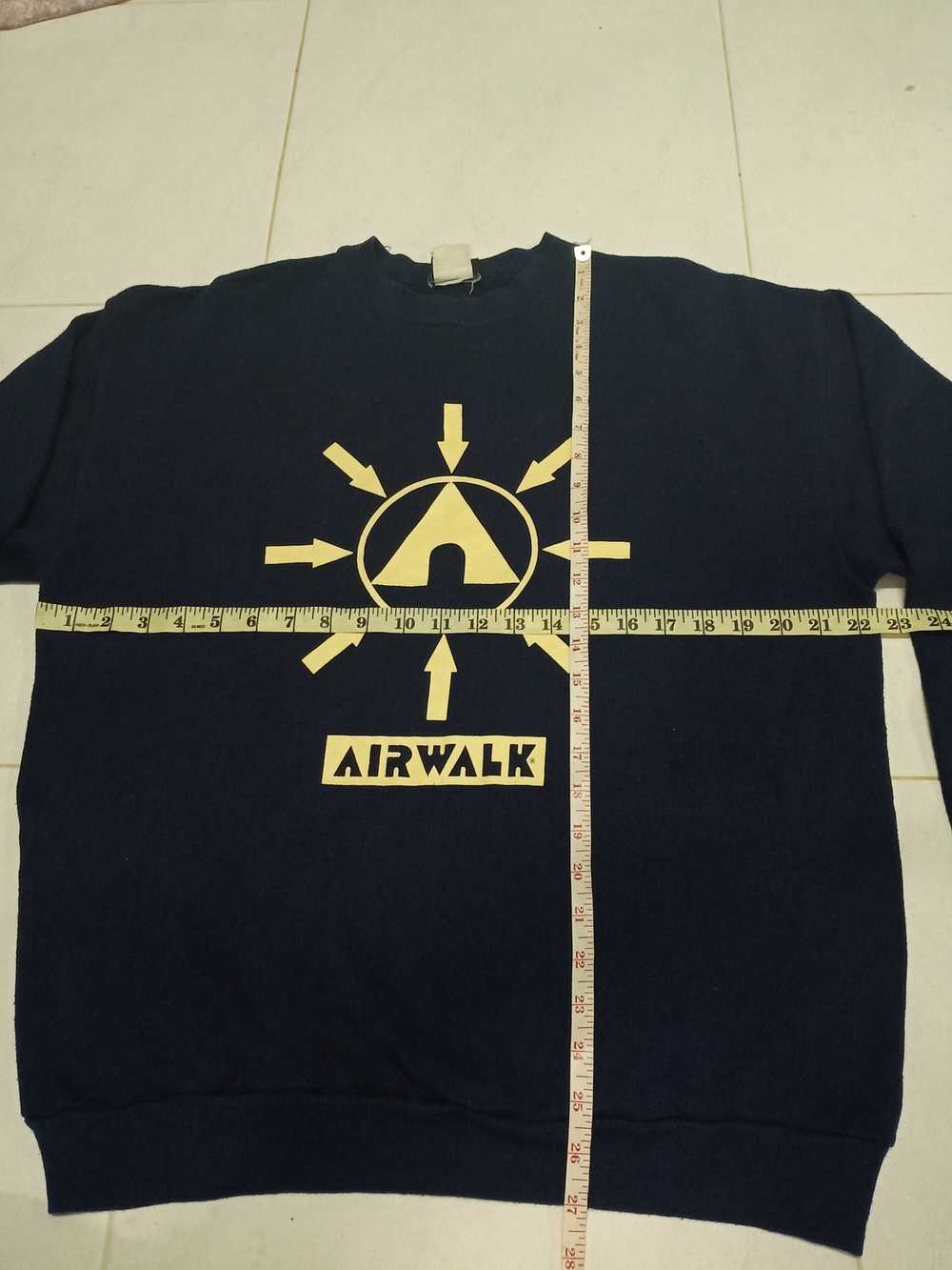 Airwalk × Streetwear Vintage Airwalk Sweatshirt S… - image 7