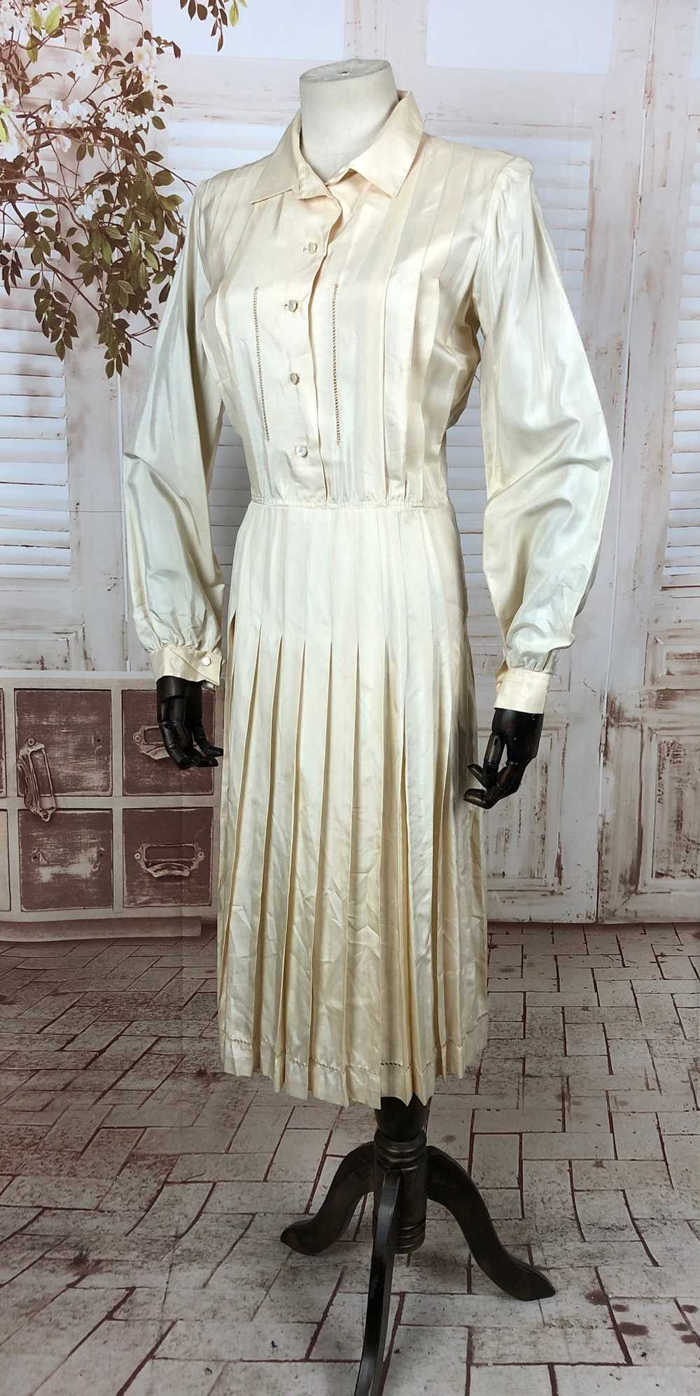 Original Vintage 1930s 30s Cream Silky Rayon Dres… - image 4