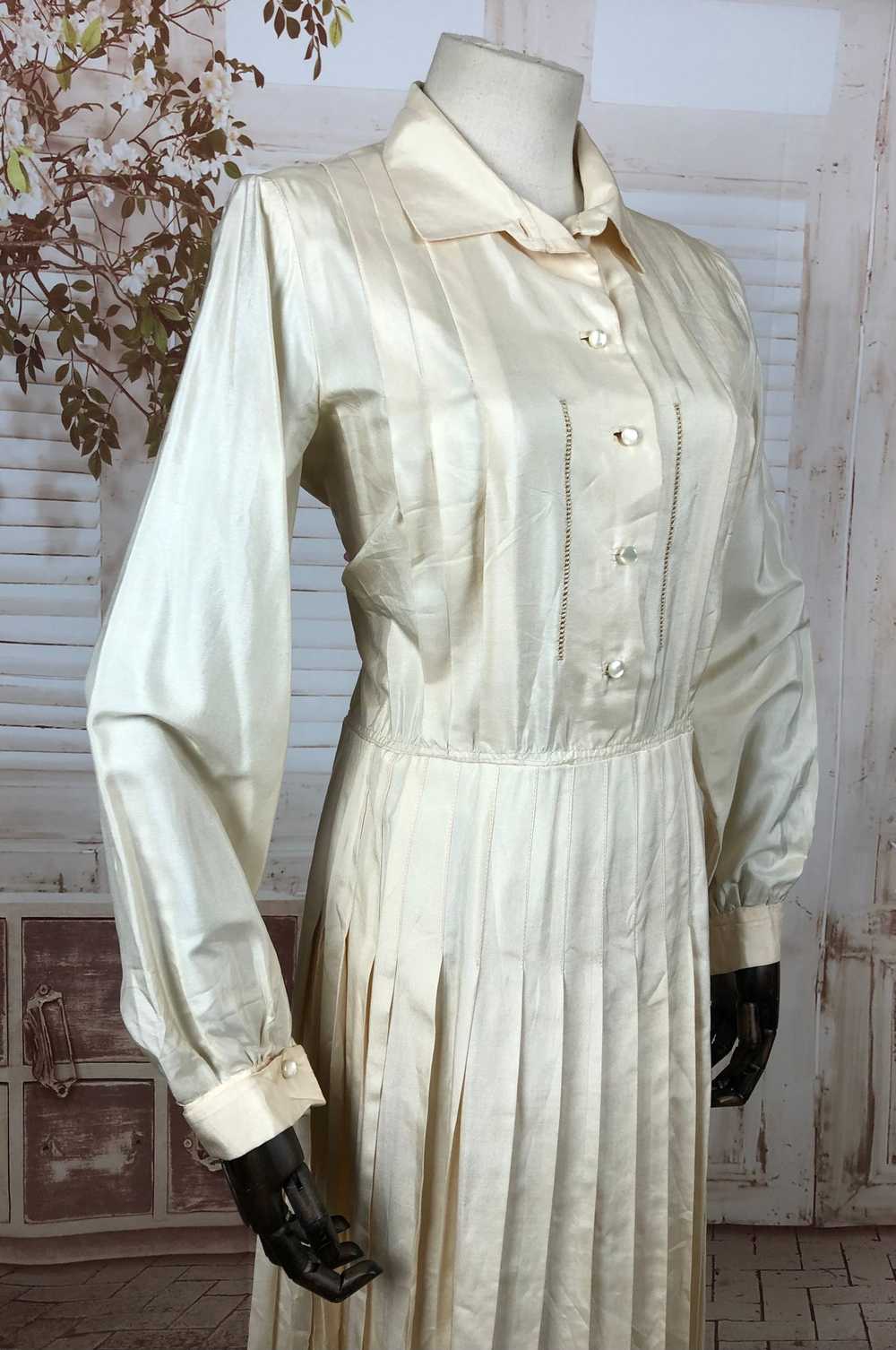 Original Vintage 1930s 30s Cream Silky Rayon Dres… - image 6