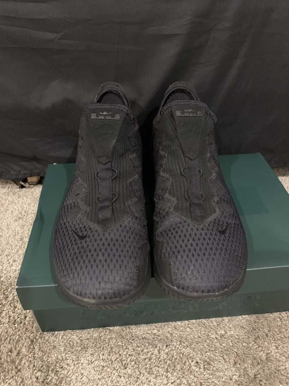 Nike LeBron 16 Low Triple Black 2019 - image 5