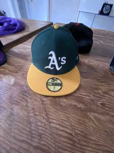  Mitchell & Ness Oakland Athletics Cooperstown MLB Evergreen  Trucker Snapback Hat Cap - Off White : ספורט ופעילות בחיק הטבע