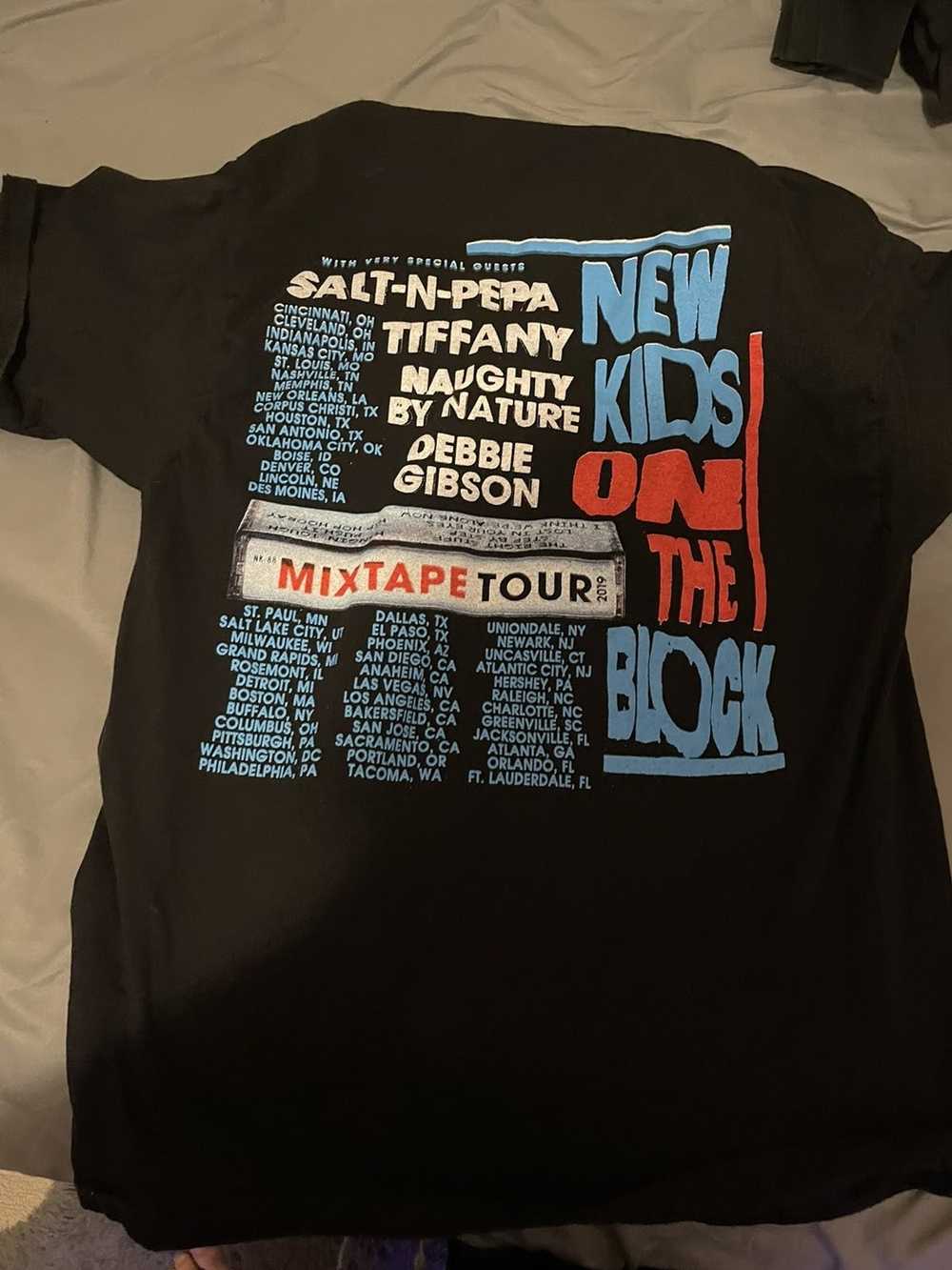 Band Tees new kids on the block tee - image 2