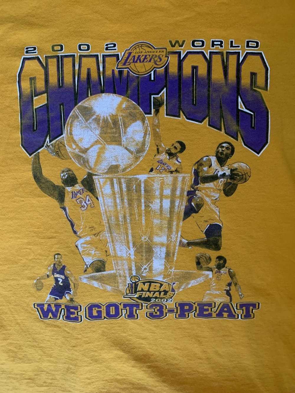 Vintage 2002 Lakers World Champions Shirt - image 2