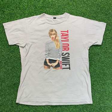 Tour Tee × Vintage VINTAGE TAYLOR SWIFT “THE RED … - image 1