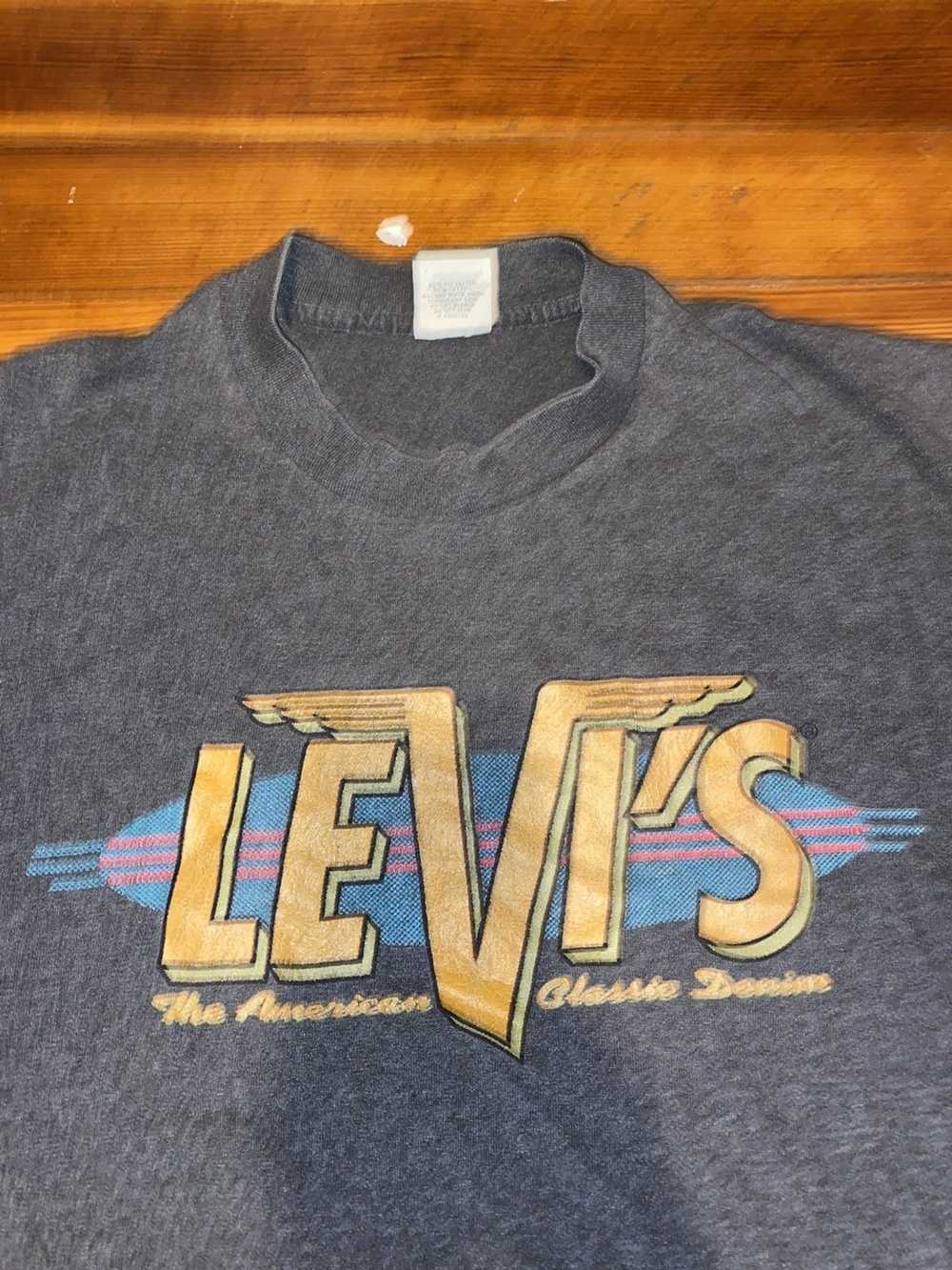 Levi's × Vintage Vintage Levis T Shirt 90’s - image 2