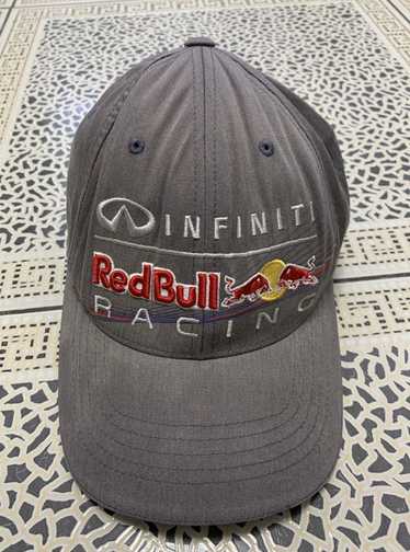 Racing × Red Bull × Vintage Red Bull Infiniti raci