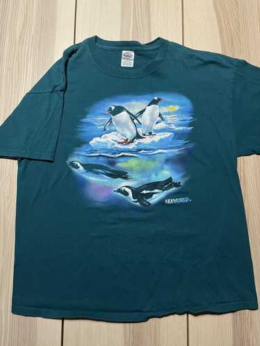 Delta × Vintage Vintage Seaworld Penguin Exhibit E