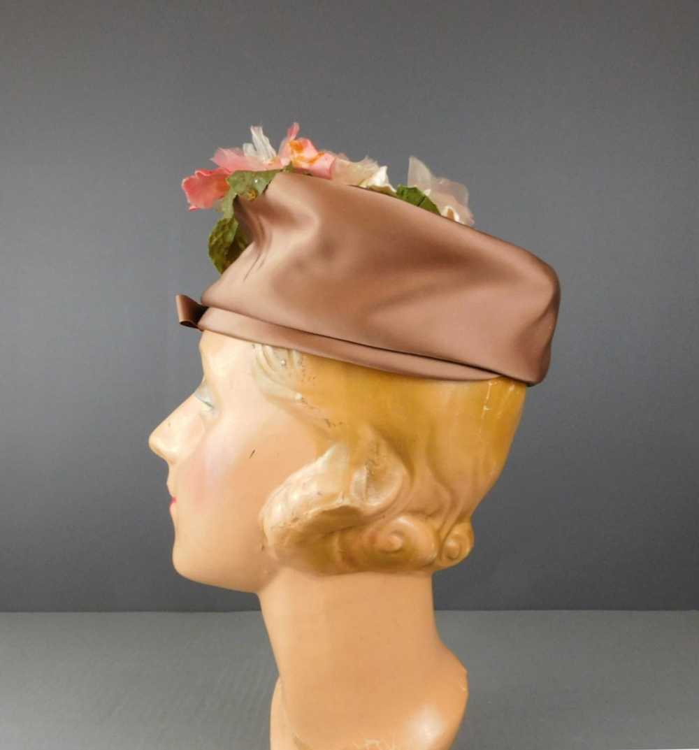 Vintage Floral Satin Hat, 1960s Light Brown with … - image 6