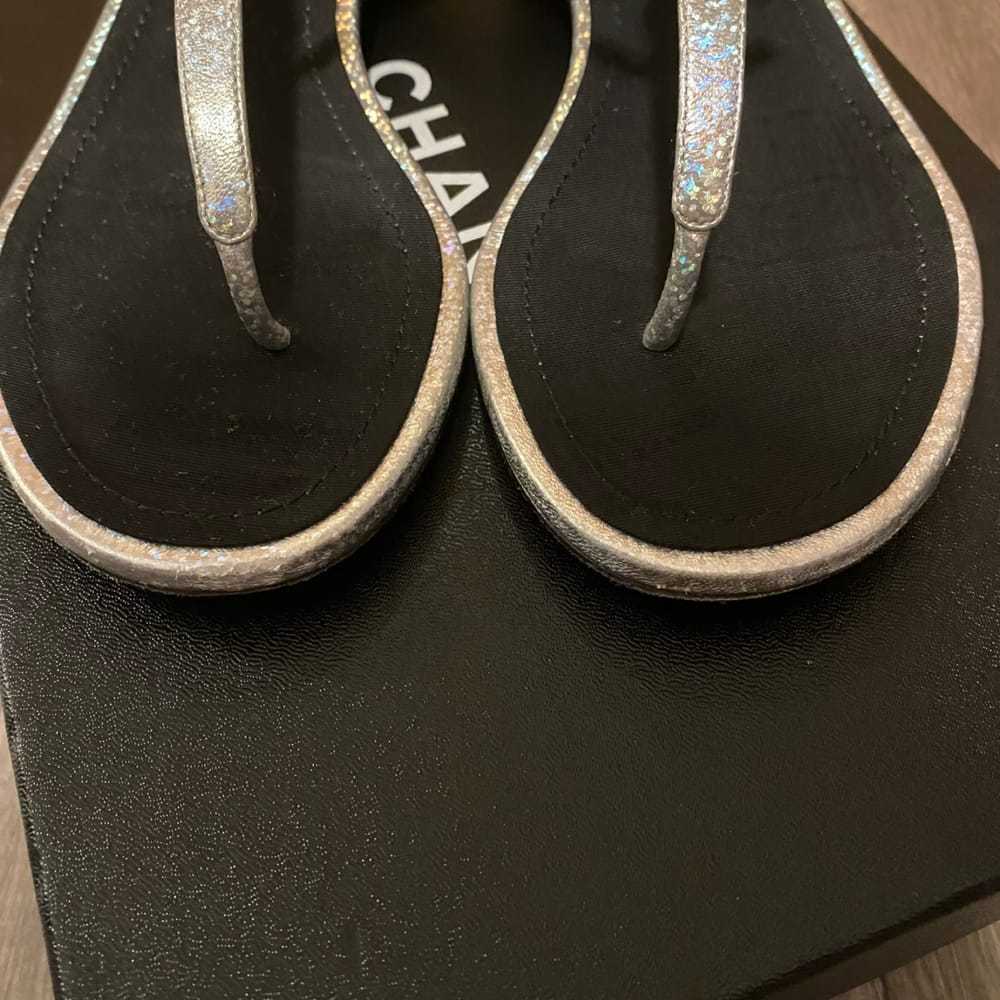 Chanel Leather flip flops - image 4