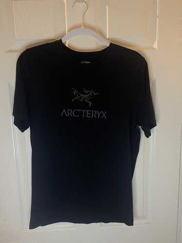 Arc'Teryx Classic Black Arc’teryx T-Shirt